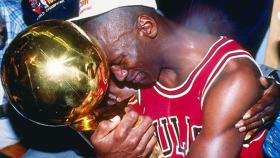 Jordan con su primer título de la NBA