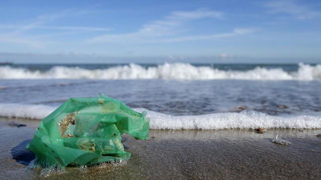 Un sensor espacial para detectar la basura acumulada en los océanos