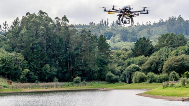 El dron de la spin off de la USC.