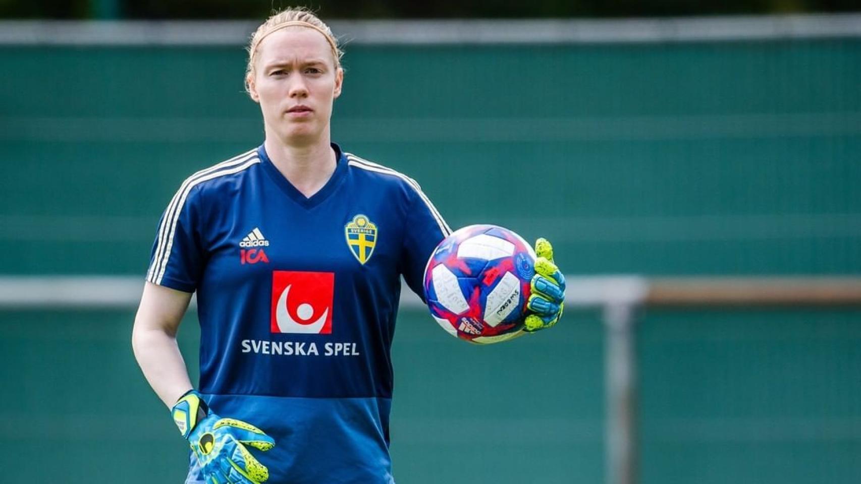 Hedvig Lindahl, portera de la selección de Suecia de fútbol femenino y del Wolfsburgo