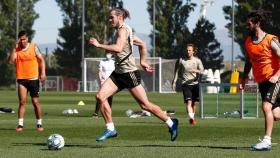 Casemiro, Gareth Bale, Luka Modric e Isco Alarcón, durante el entrenamiento