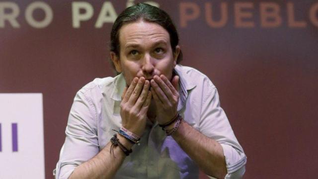 Pablo Iglesias, despidiéndose de los militantes en la Asamblea Ciudadana Vistalegre II.