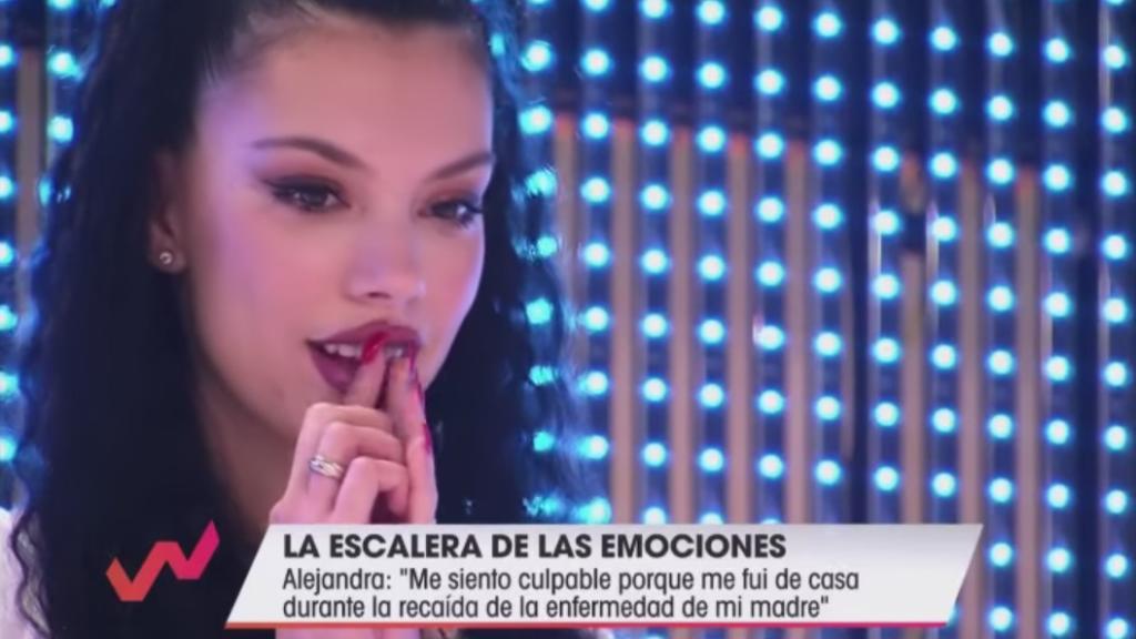 Alejandra estuvo al borde de las lágrimas durante su confesión.