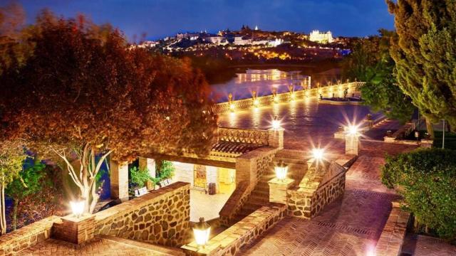 El Cigarral del Ángel abre su terraza con estas espectaculares vistas al Casco Histórico de Toledo