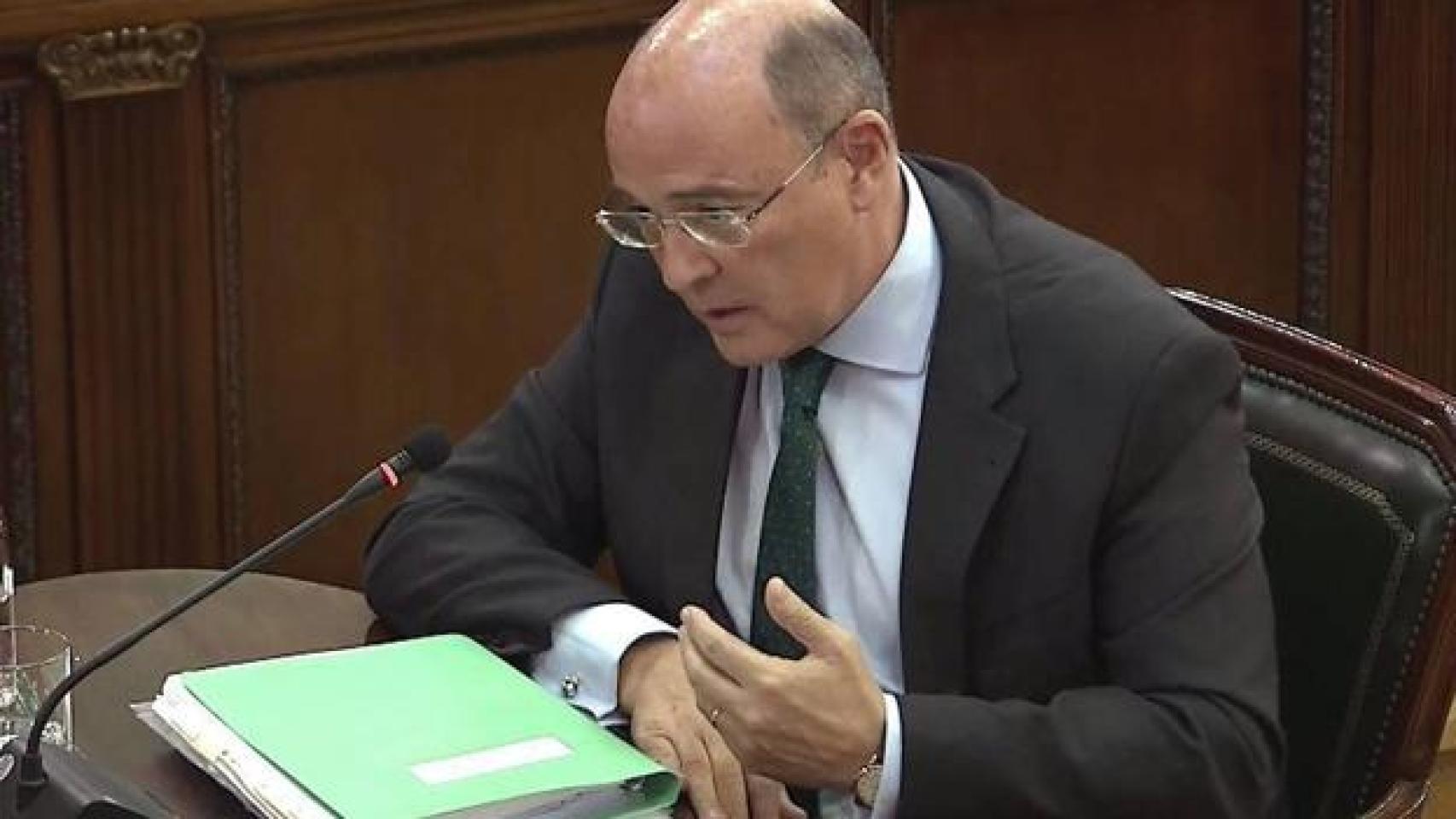 Pérez de los Cobos,  durante su declaración en el juició del 'procés'.