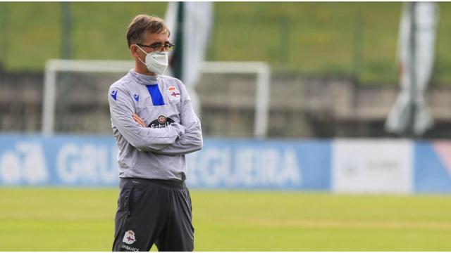 Fernando Vázquez, durante un entrenamiento