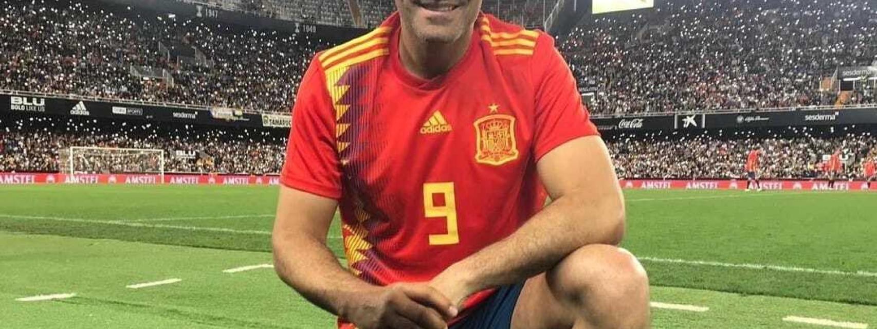Salva Ballesta, con la camiseta de la selección española