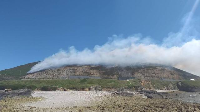 Incendio en el parque de Bens.