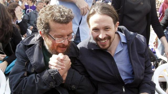 Francisco Javier Iglesias y su hijo, Pablo Iglesias, vicepresidente segundo del Gobierno.