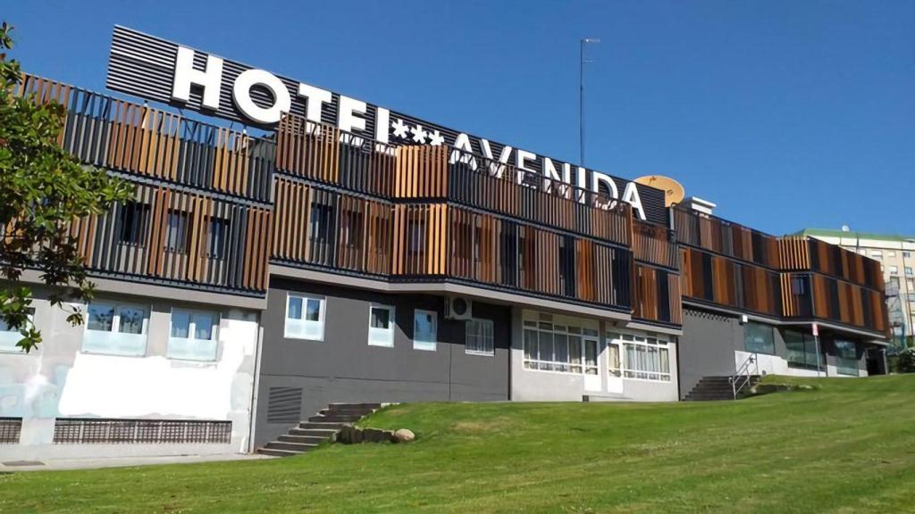 Nueva fachada del Hotel Avenida.