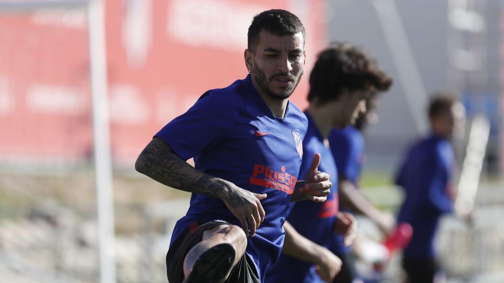 Ángel Correa, durante un entrenamiento del Atlético de Madrid