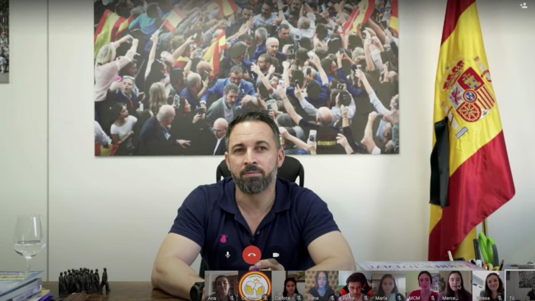 Santiago Abascal durante el encuentro telemático con los jóvenes de Vox.