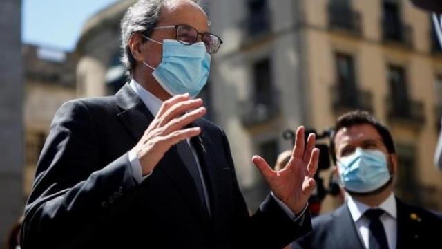 Torra, el miércoles pasado durante el minuto de silencio por las víctimas del Covid-19./