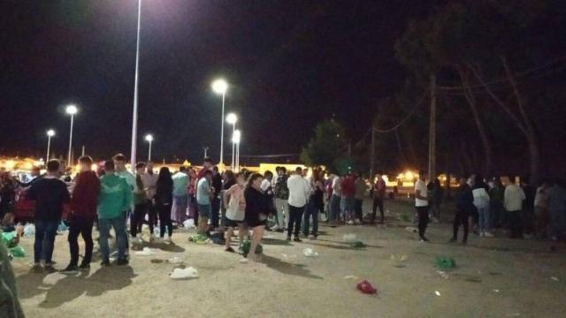 Recinto ferial de Tomelloso en la madrugada del sábado 31 de mayo. Foto: Cadena Ser