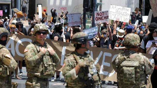 Manifestación en Los Ángeles por la muerte de Floyd.