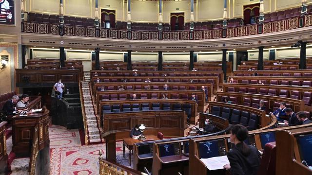 La ministra de Asuntos Exteriores, Unión Europea y Cooperación, Arancha González Laya, interviene en el Congreso.