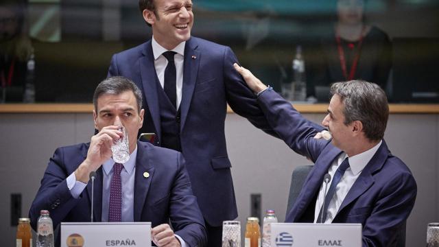 Pedro Sánchez y Emmanuel Macron, durante una cumbre de la UE