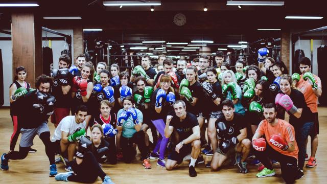 Varios abonados de Fightland, la cadena de gimnasios de boxeo