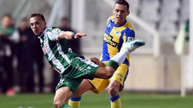 Eric Bautheac, durante un partido de la liga de Chipre