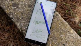 El Galaxy Note 20 por fin tendría una pantalla plana