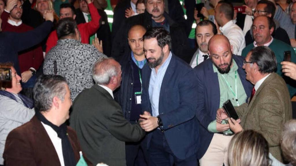 Abascal llegando a un acto de Vox en Toledo. Foto: Óscar Huertas