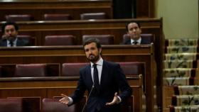 El líder del PP, Pablo Casado, este miércoles desde su escaño en el Congreso.