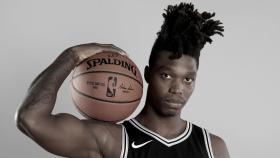 Lonnie Walker IV