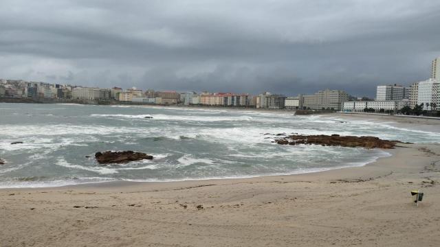 Mar revuelto en Riazor.