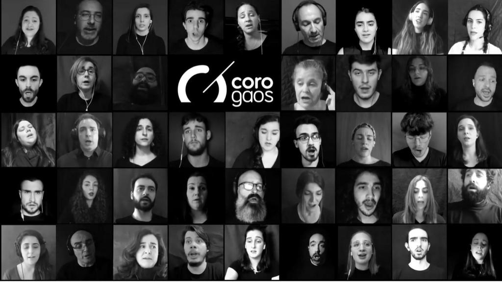 Los integrantes del Coro Gaos en el vídeo.