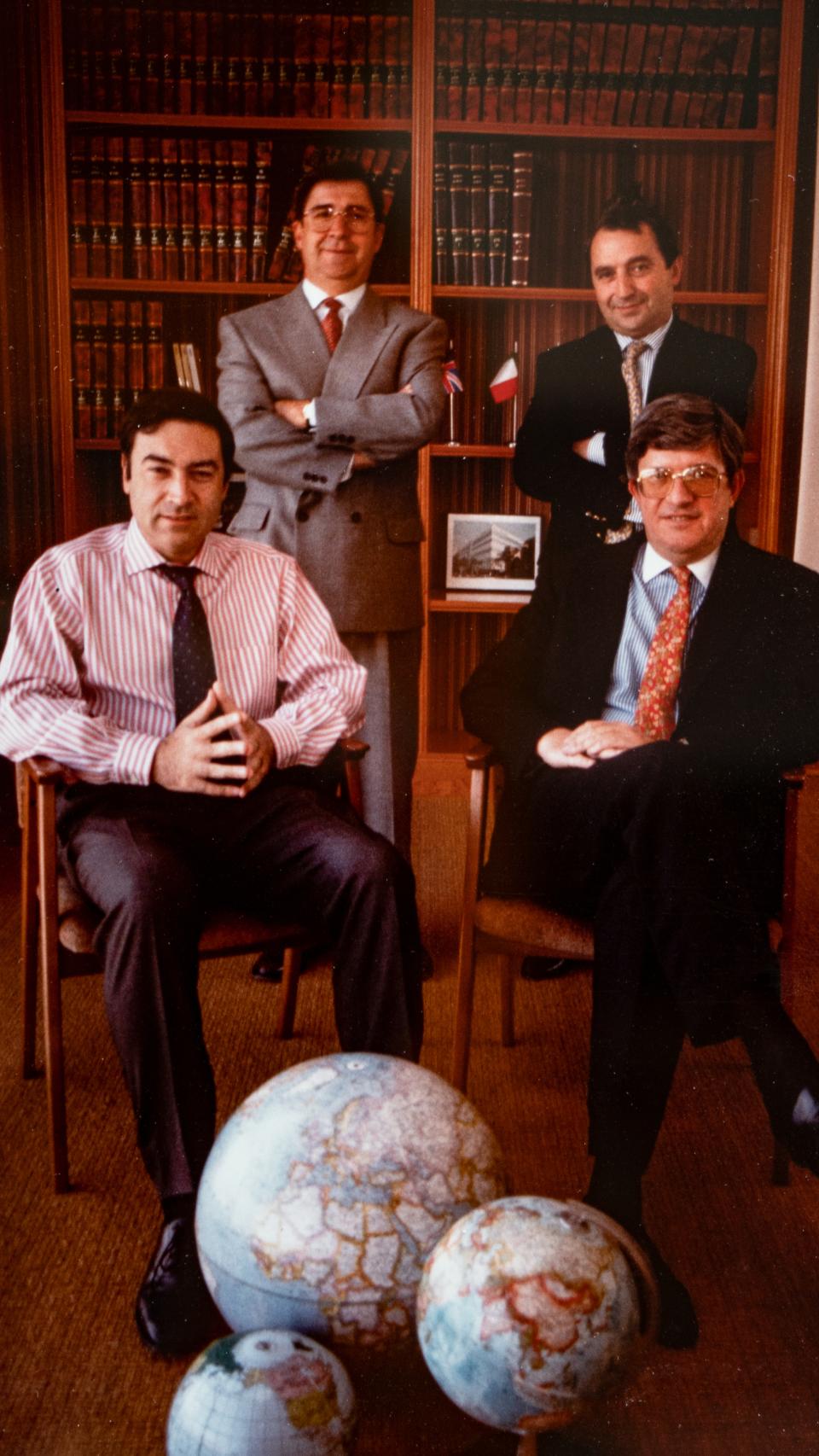 Pedro J. Ramírez junto a a Alfonso de Salas, Balbino Fraga y Juan González, equipo fundador de El Mundo.