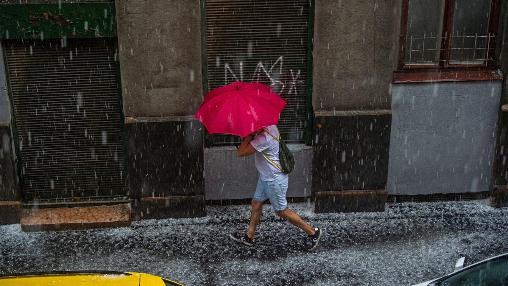 Tormenta de granizo. EFE/EPA/Zoltan Balogh