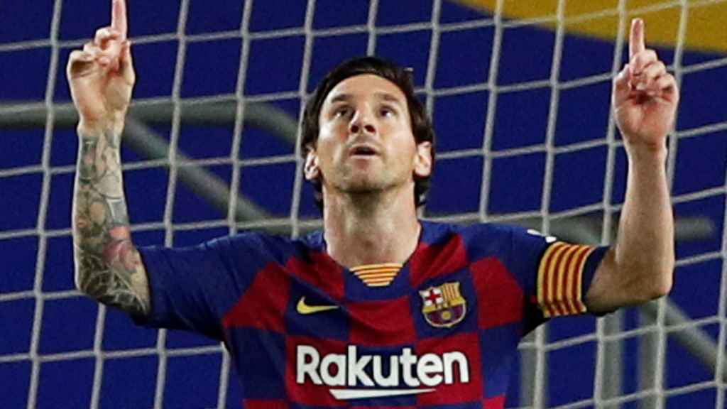 Leo Messi celebra el gol con el Barcelona en el Camp Nou contra el Leganés