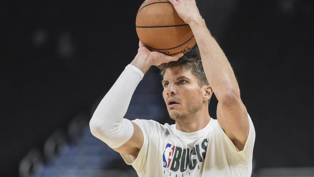 Kyle Korver, con los Milwaukee Bucks