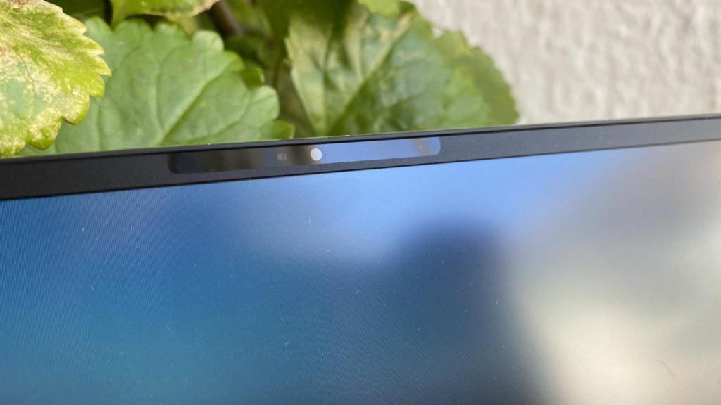 La webcam del Dell XPS 13 sigue donde debería