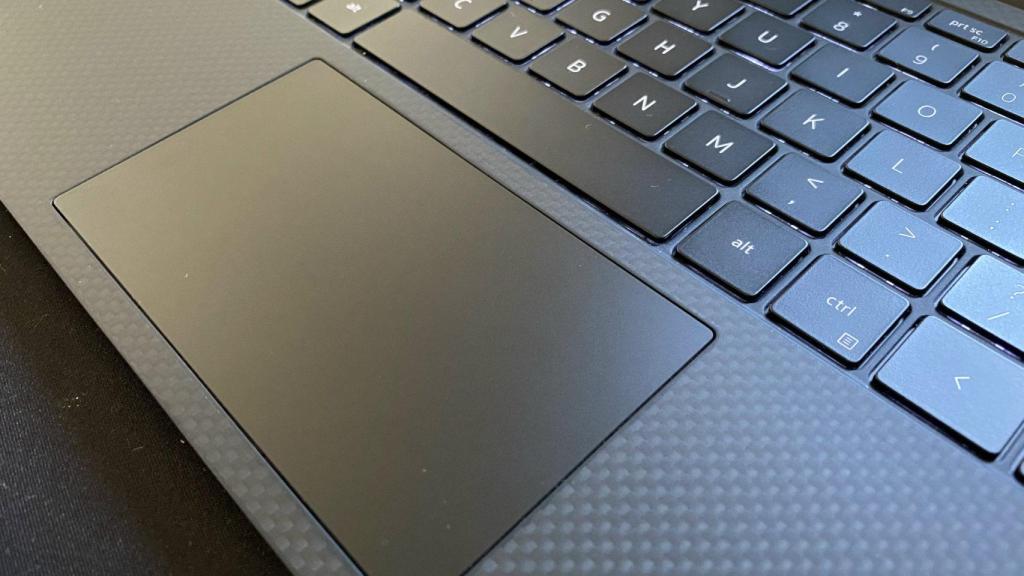 El trackpad del Dell XPS 13 podría ser más grande