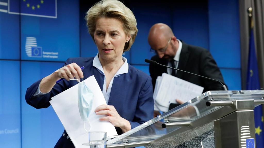 Ursula von der Leyen y Charles Michel, durante la rueda de prensa de este viernes