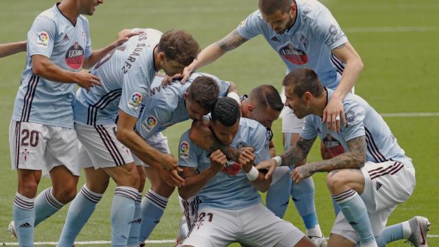 El Celta celebra un gol de Murillo