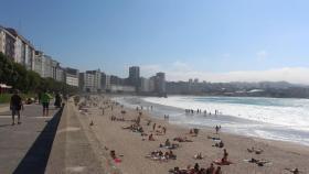 La prensa de Israel se hace eco del éxito del control de aforo en las playas de A Coruña