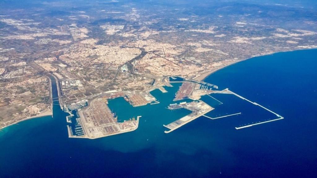 Vista aérea del Puerto de Valencia.