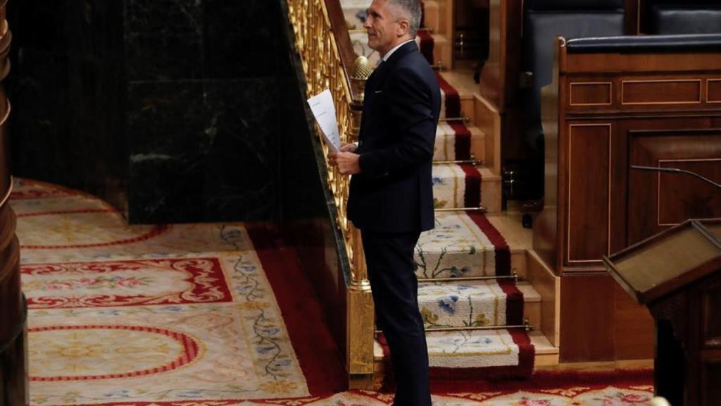 El ministro del Interior, Fernando Grande-Marlaska, saliendo del hemiciclo este miércoles.