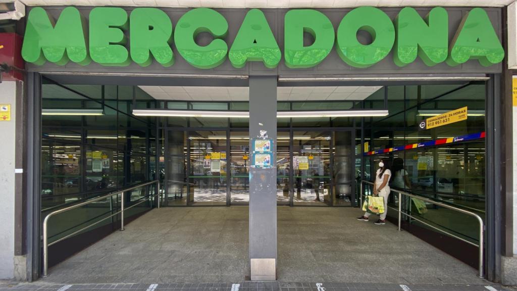 Entrada a un supermercado Mercadona.