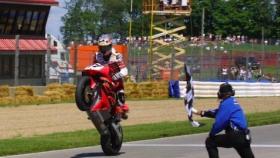 El expiloto Miguel Duhamel durante una carrera