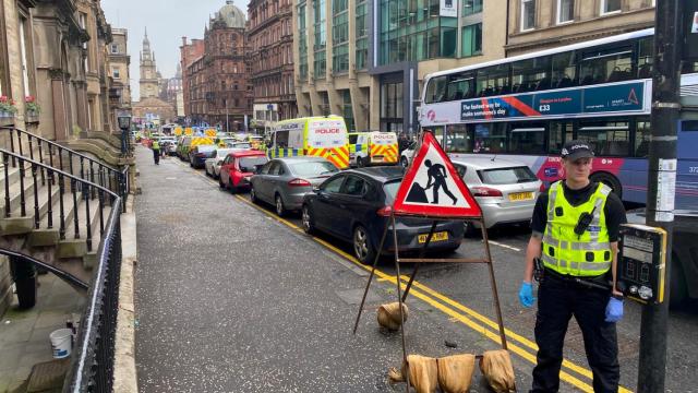 Al menos tres muertos por un apuñalamiento en un hotel del centro de Glasgow