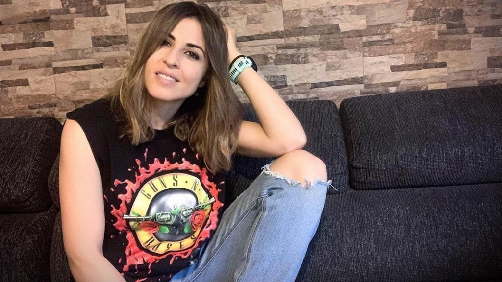 Noemi de Miguel, en su casa, el plató de su nuevo programa en Movistar+ 'Parque cerrado'