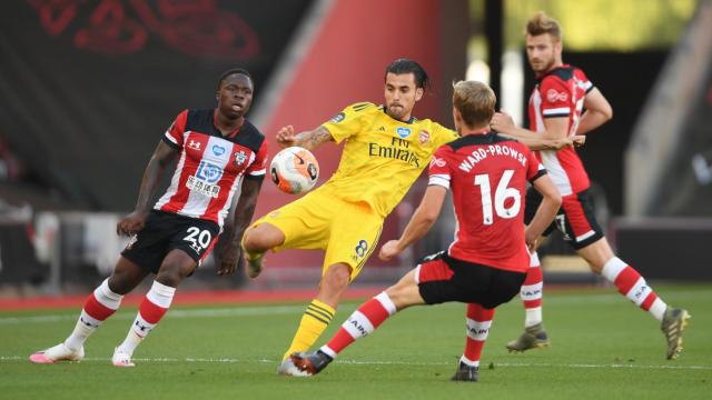 Ceballos, durante un partido con el Arsenal