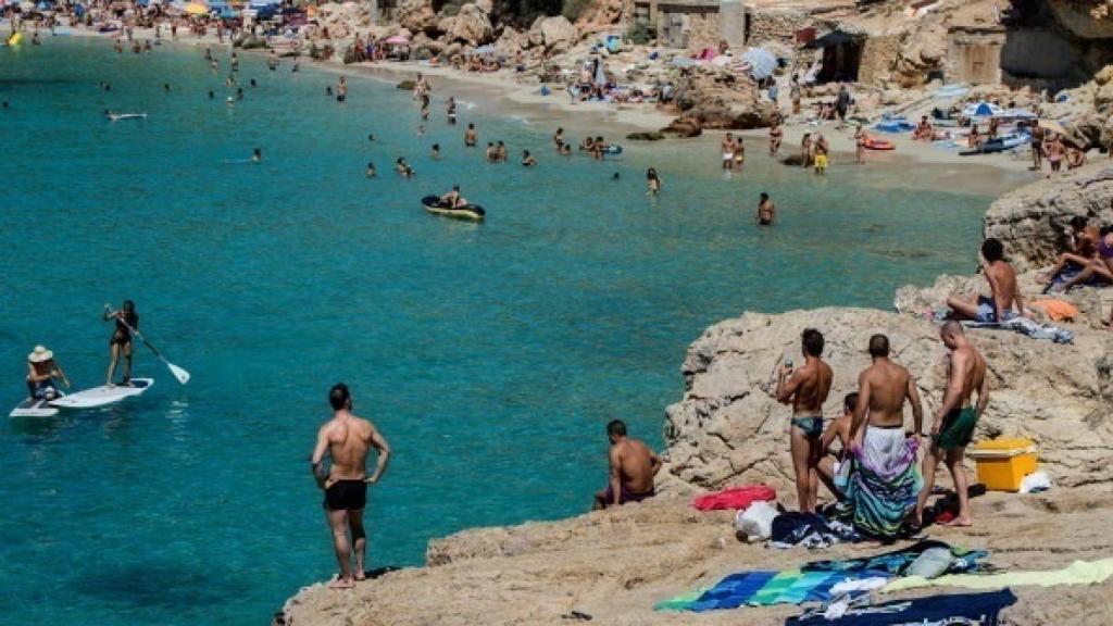 Una playa de Ibiza.