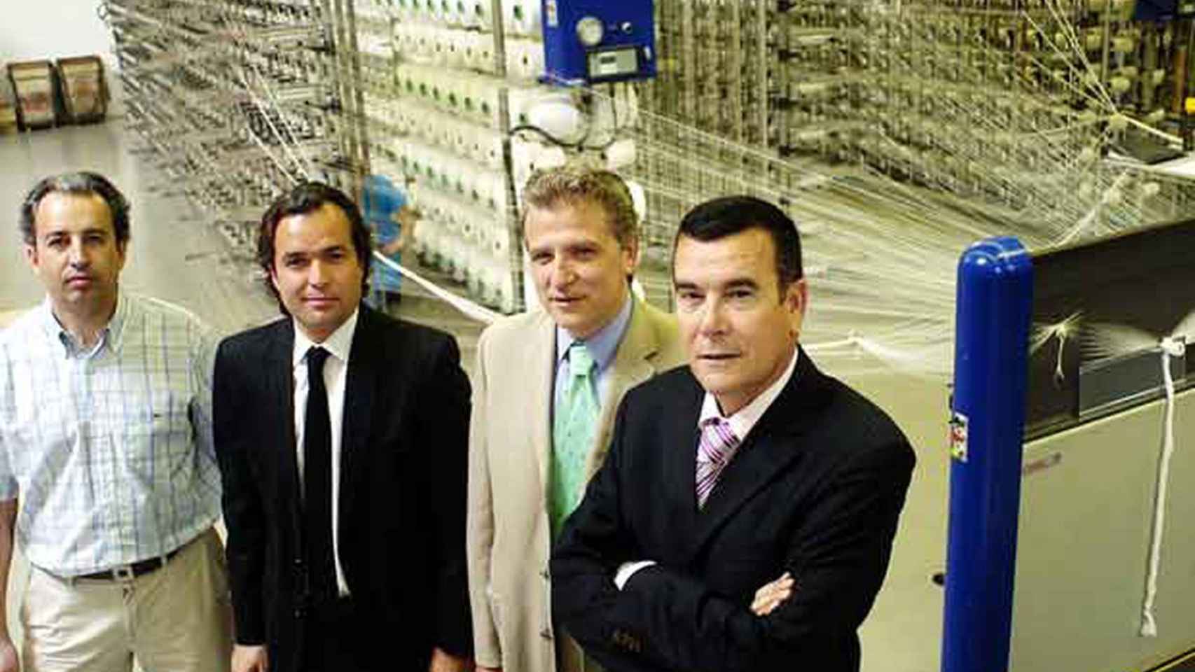 Pablo Olona, segundo por la derecha, según una fotografía publicada en 'El País' en 2007.