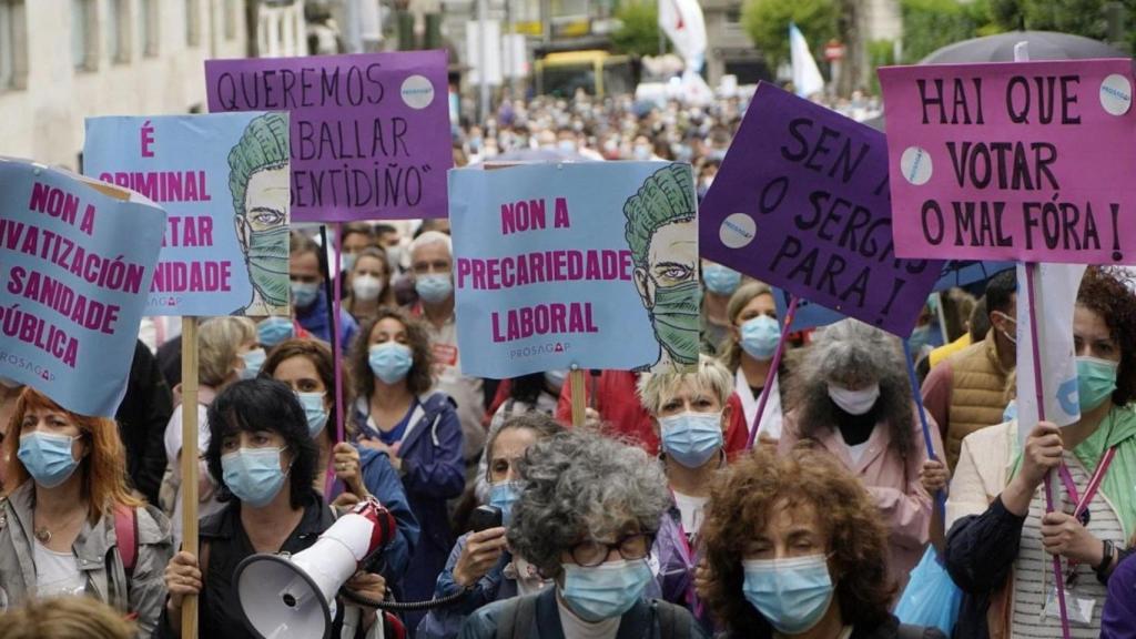 Los sanitarios de Galicia se manifiestan contra la política de contratación de la Xunta