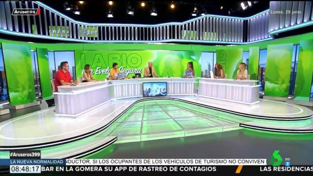 ‘Aruser@s’ celebra sus 400 programas con la renovación por una temporada más