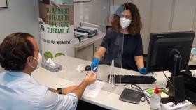 Un empleado del sector financiero durante la pandemia.